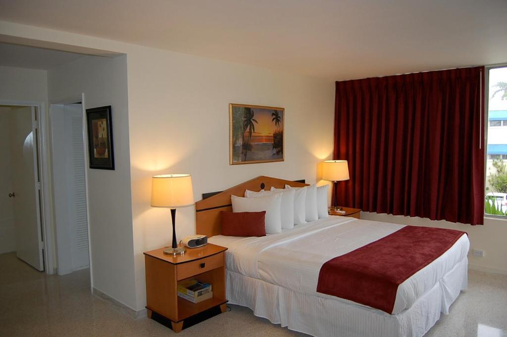 פורט לודרדייל Alcazar Resort- Gay Mens Resort חדר תמונה